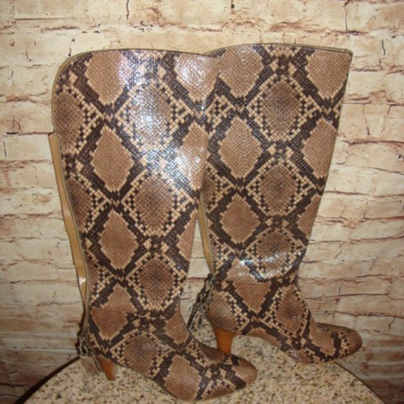 New Bandolino Python Snakeskin Boots sz 7 - Picture 2 of 4
